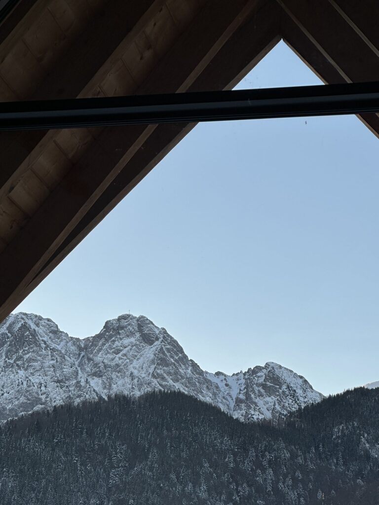Widok z okna na Giewont